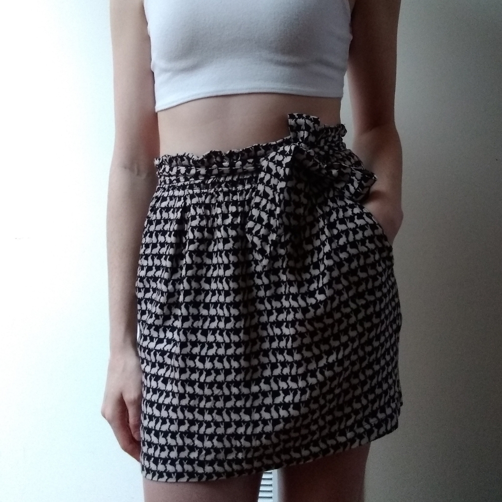 H&M Divided Black and White Paper Bag Skirt